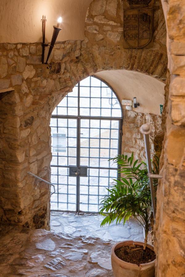 Hotel Tugasa Castillo De Castellar Castellar de la Frontera Luaran gambar