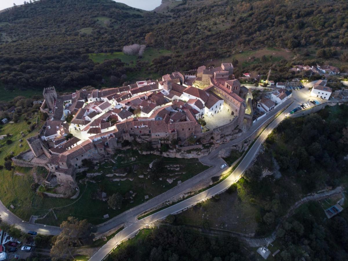 Hotel Tugasa Castillo De Castellar Castellar de la Frontera Luaran gambar