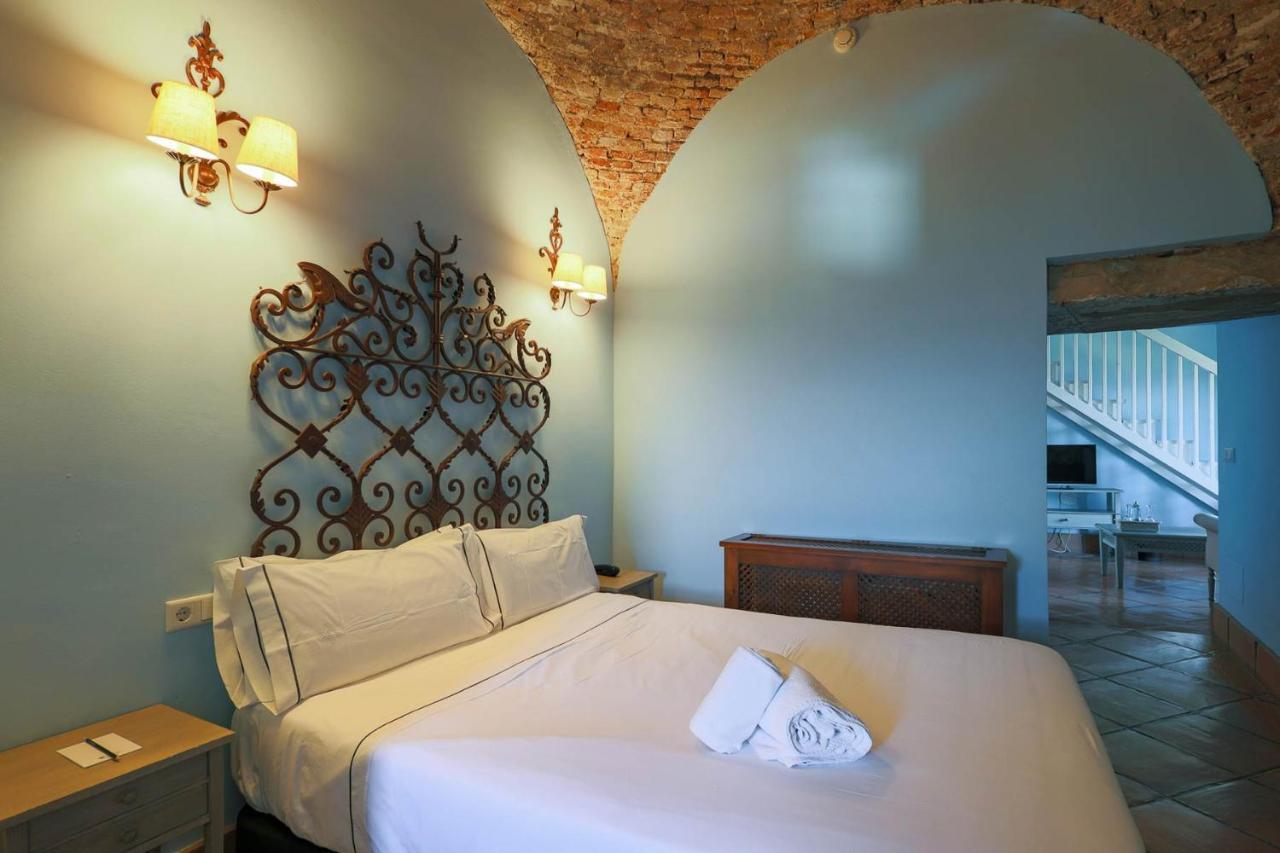 Hotel Tugasa Castillo De Castellar Castellar de la Frontera Luaran gambar